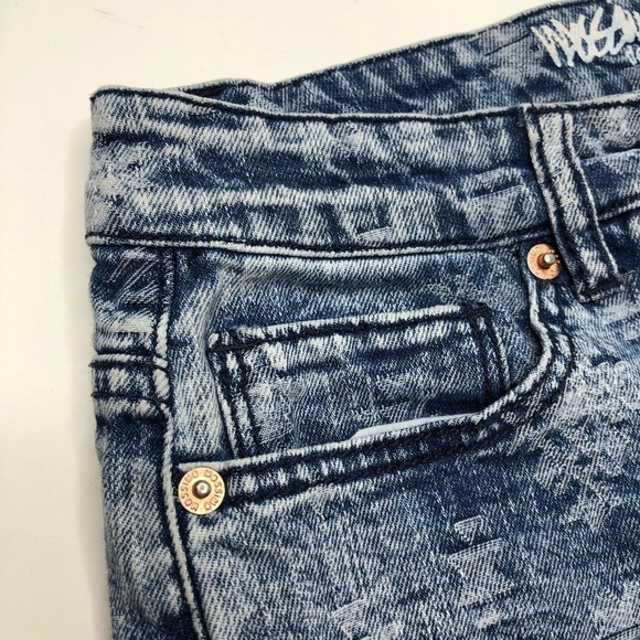 MOSSIMO Boho Mom Jeans Style Soft 80s Acid Wash Arrow High Rise Cuff Jean Shorts - Picture 4 of 12